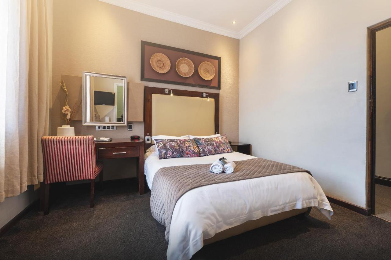 The Graham Hotel Grahamstown Esterno foto