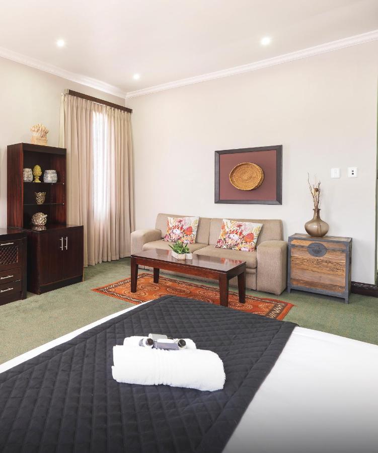 The Graham Hotel Grahamstown Esterno foto