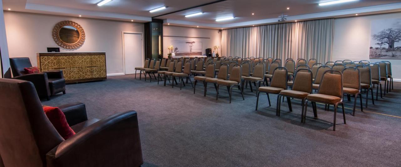 The Graham Hotel Grahamstown Esterno foto