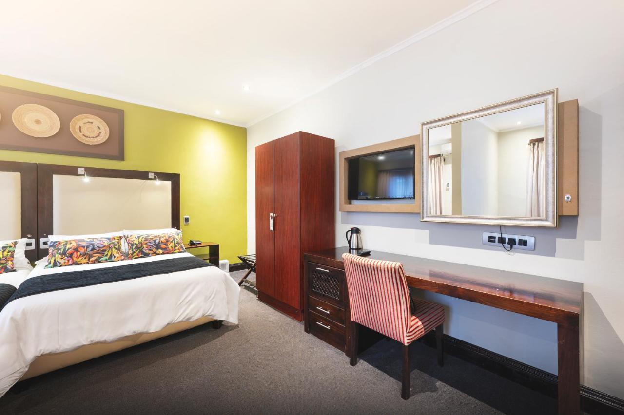 The Graham Hotel Grahamstown Esterno foto
